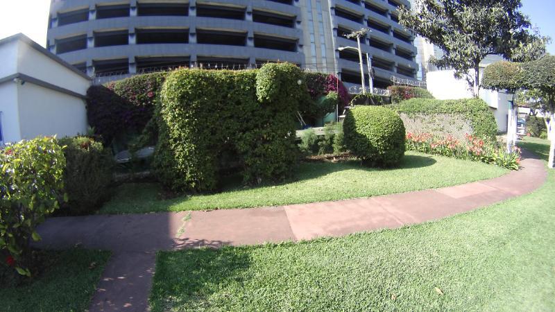Hotel Plaza Guatemala City ภายนอก รูปภาพ