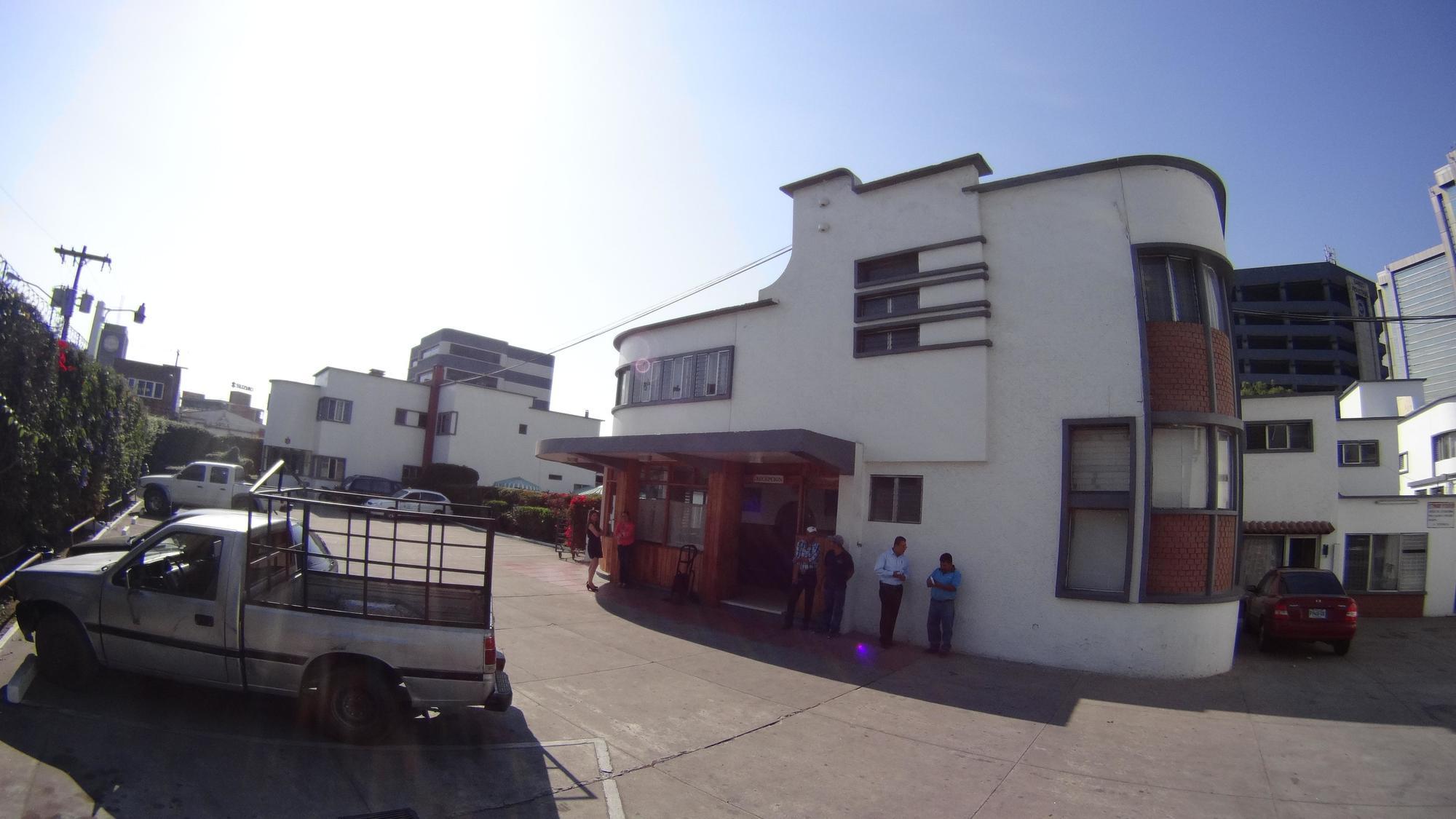 Hotel Plaza Guatemala City ภายนอก รูปภาพ