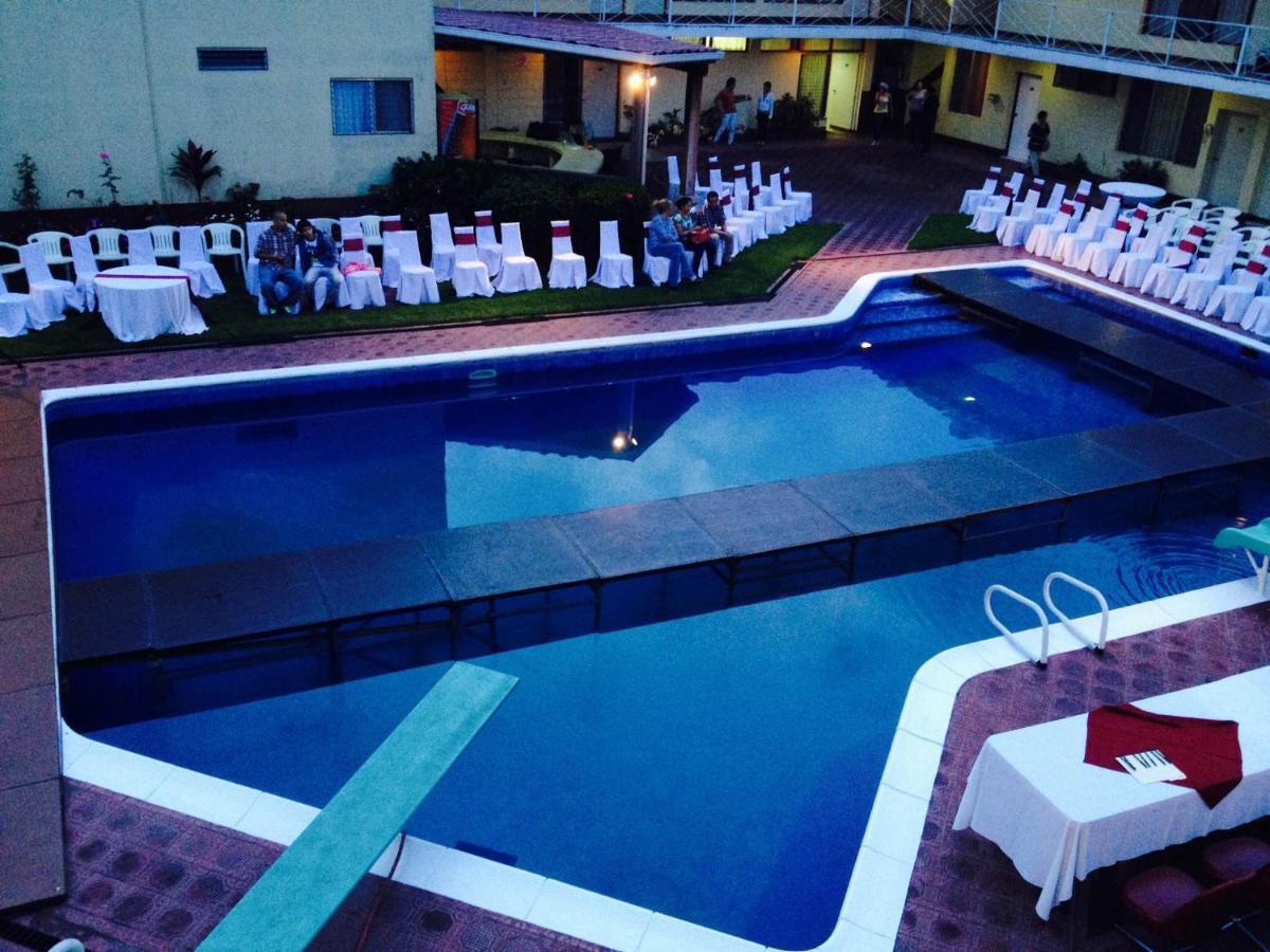 Hotel Plaza Guatemala City ภายนอก รูปภาพ